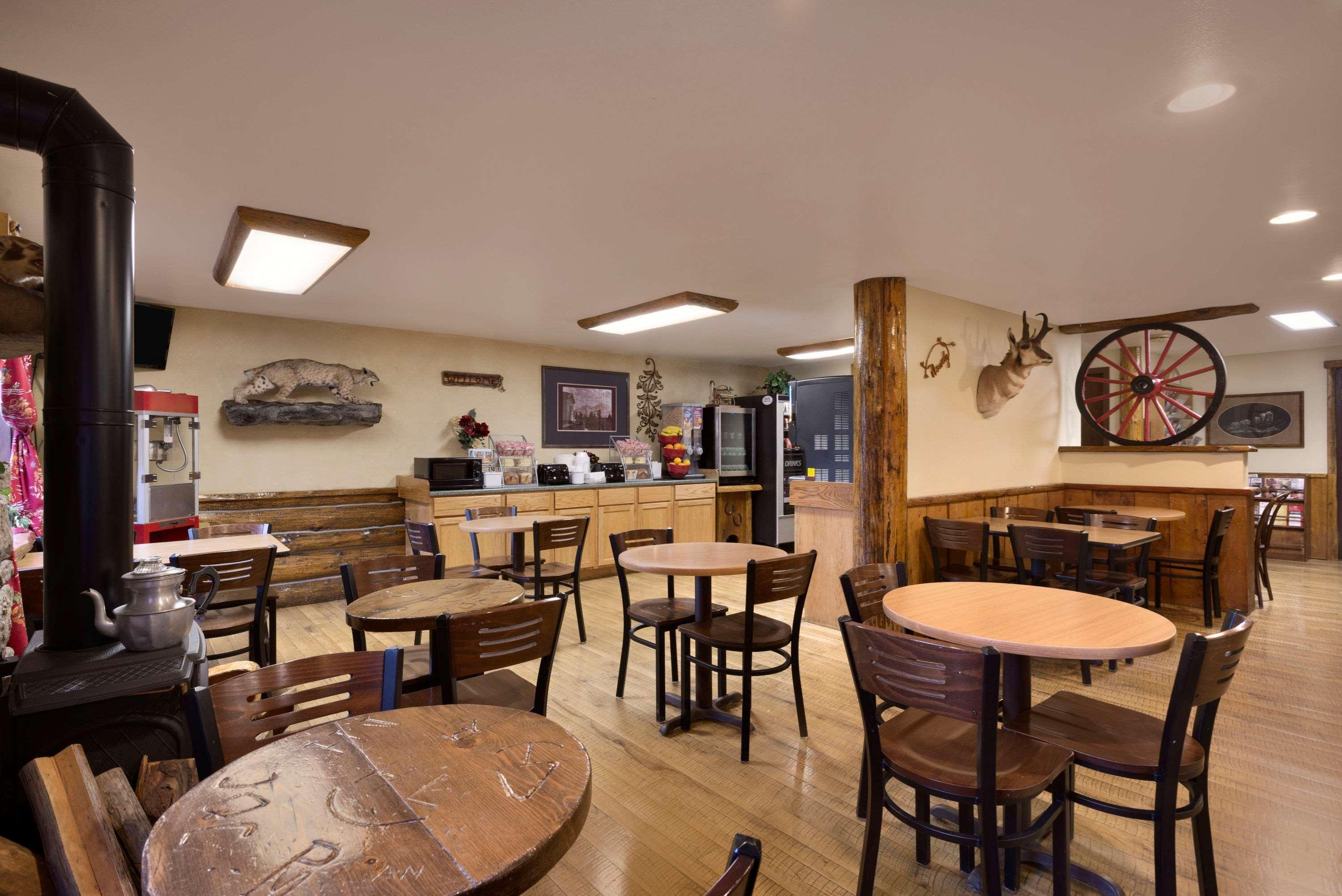 Super 8 By Wyndham Jackson Hole Motel Exterior photo